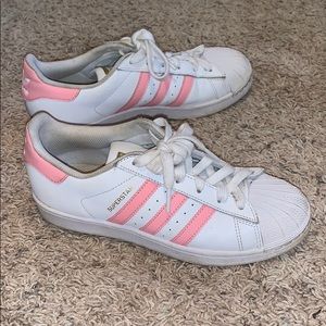 Adidas superstars